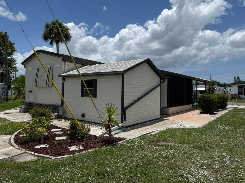 29 Lakeview Dr a Palmetto, FL Mobile or Manufactured Home for Sale
